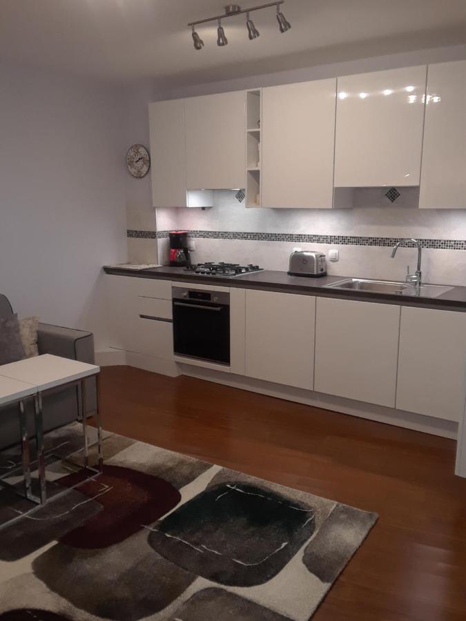 New Kosljun Apartment Short Walk To Beach Exterior foto