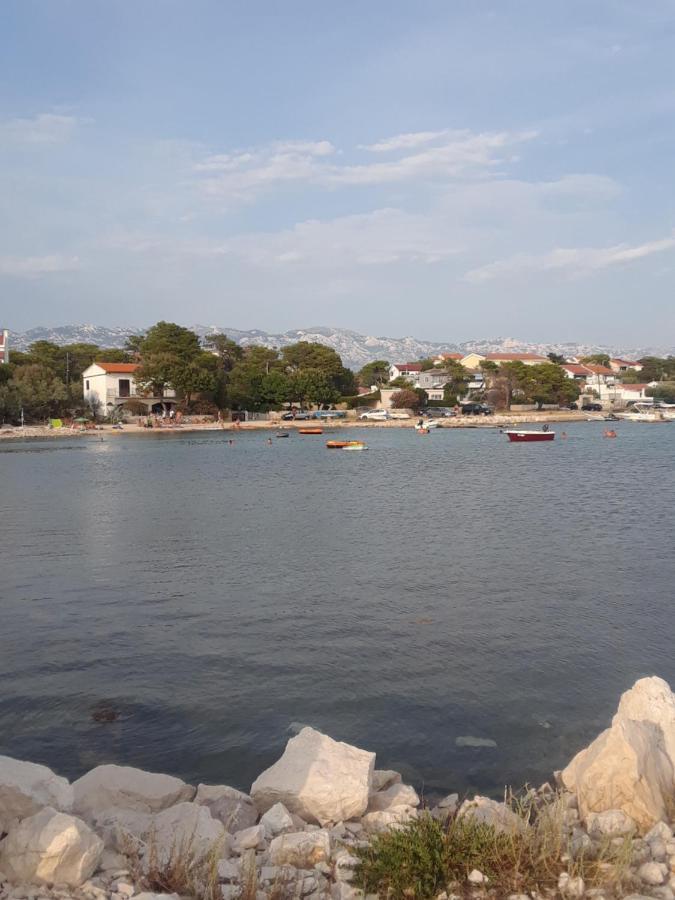 New Kosljun Apartment Short Walk To Beach Exterior foto
